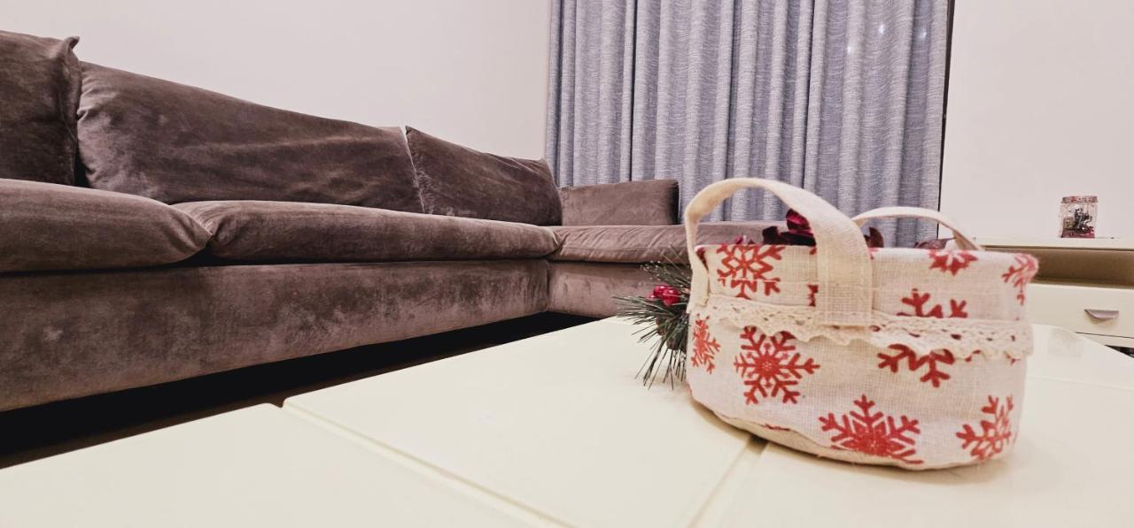 Discover Tirana From Our 3-Room Apartment With Free Parking-Komuna E Parisit Ngoại thất bức ảnh